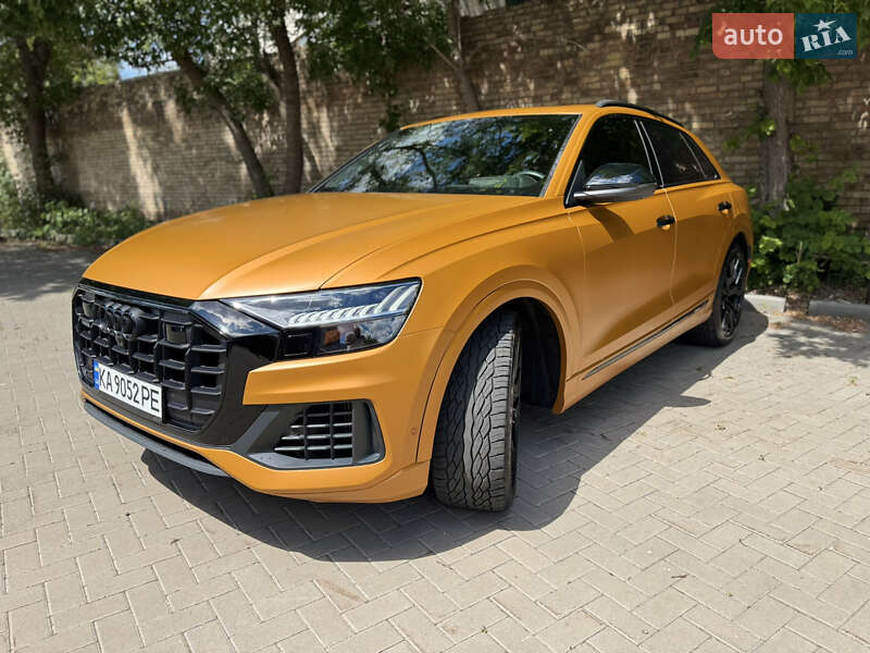 Внедорожник / Кроссовер Audi Q8 2018 в Киеве