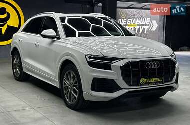 Позашляховик / Кросовер Audi Q8 2018 в Чернівцях