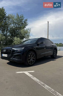 Позашляховик / Кросовер Audi Q8 2018 в 
