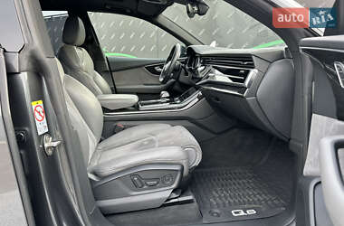 Внедорожник / Кроссовер Audi Q8 2018 в 