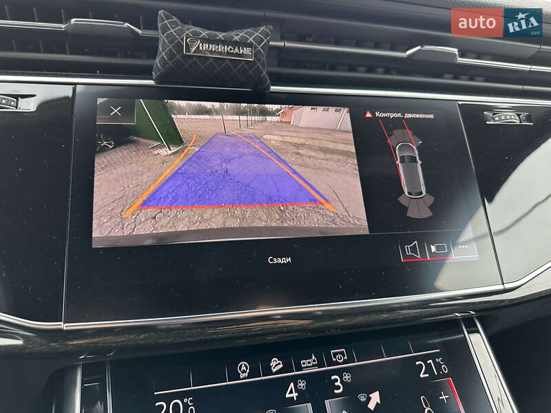 Внедорожник / Кроссовер Audi Q8 2018 в Киеве