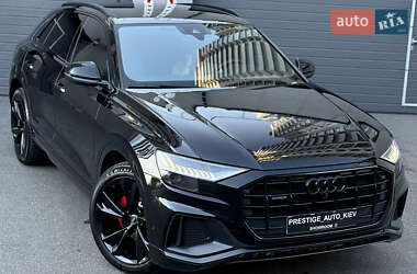 Позашляховик / Кросовер Audi Q8 2019 в 