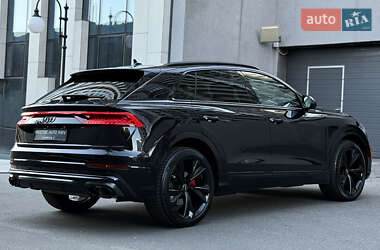 Позашляховик / Кросовер Audi Q8 2019 в 
