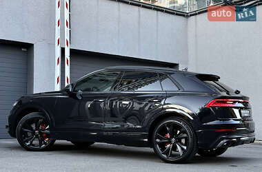 Позашляховик / Кросовер Audi Q8 2019 в 