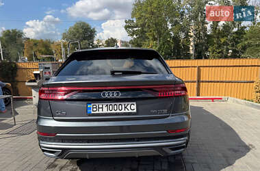 Внедорожник / Кроссовер Audi Q8 2019 в 