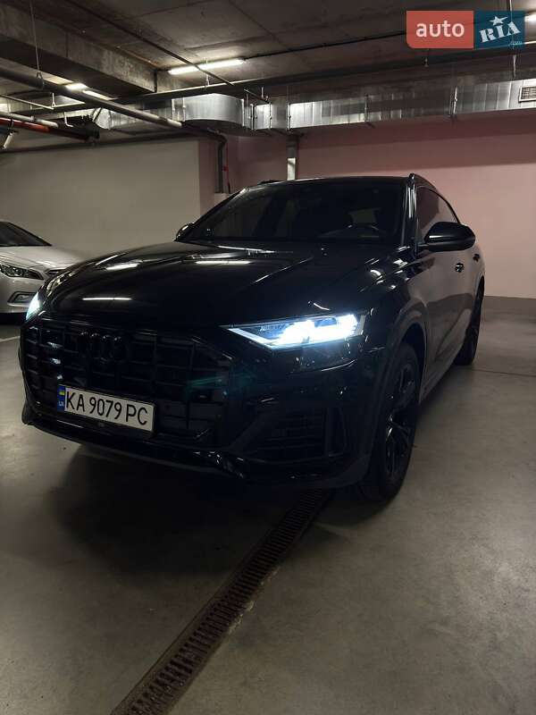 Внедорожник / Кроссовер Audi Q8 2018 в Киеве