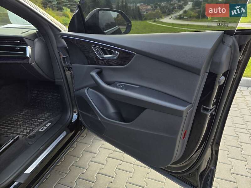 Позашляховик / Кросовер Audi Q8 2021 в Тернополі