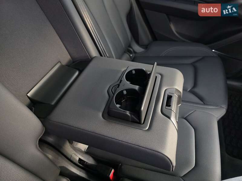 Позашляховик / Кросовер Audi Q8 2021 в Тернополі