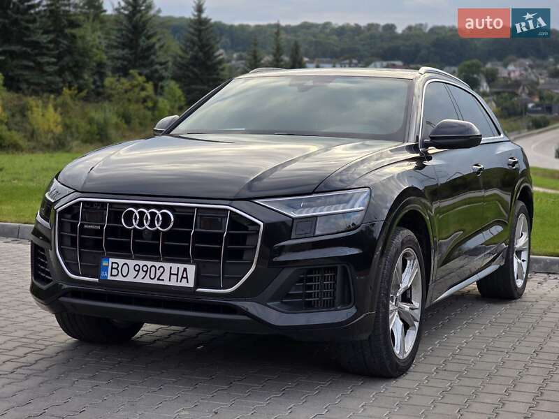 Позашляховик / Кросовер Audi Q8 2021 в Тернополі
