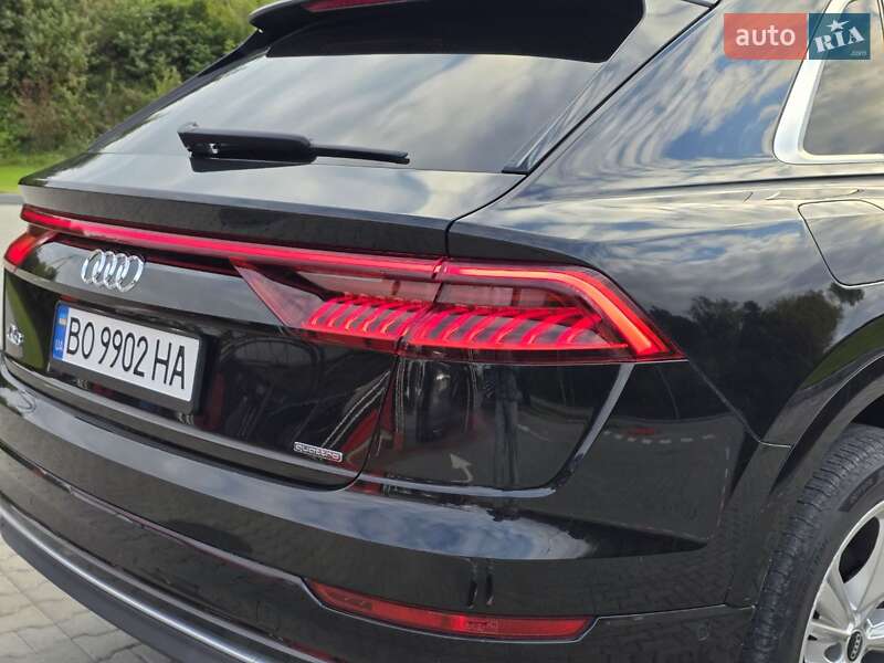 Позашляховик / Кросовер Audi Q8 2021 в Тернополі