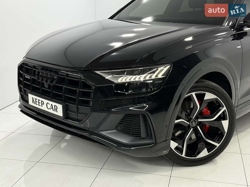 Внедорожник / Кроссовер Audi Q8 2021 в Одессе