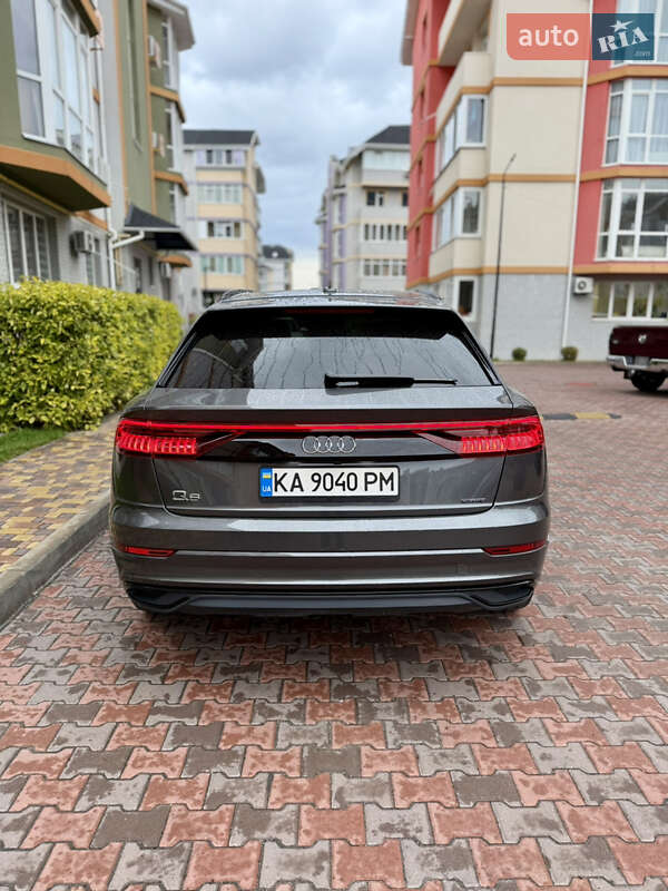 Позашляховик / Кросовер Audi Q8 2019 в Києві