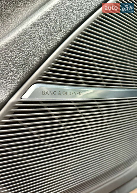 Позашляховик / Кросовер Audi Q8 2019 в Києві