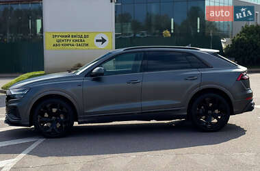 Внедорожник / Кроссовер Audi Q8 2018 в 