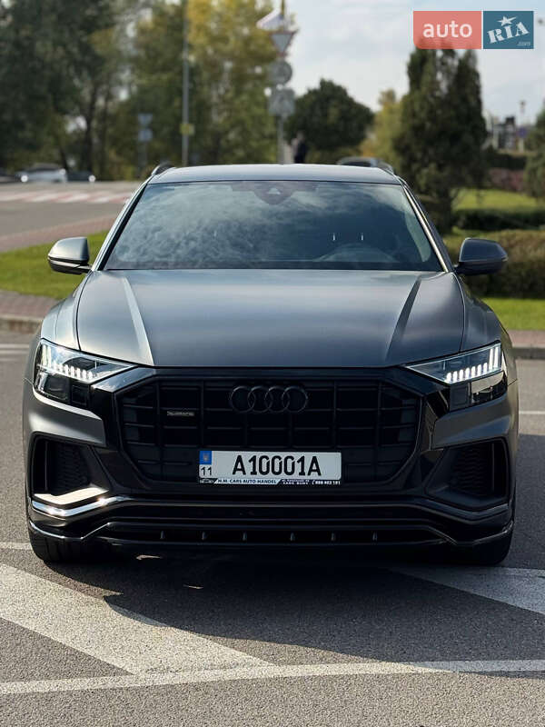 Внедорожник / Кроссовер Audi Q8 2018 в Киеве