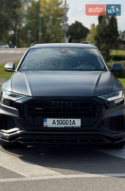 Внедорожник / Кроссовер Audi Q8 2018 в 