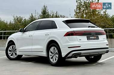 Внедорожник / Кроссовер Audi Q8 2025 в 