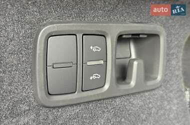 Внедорожник / Кроссовер Audi Q8 2025 в 