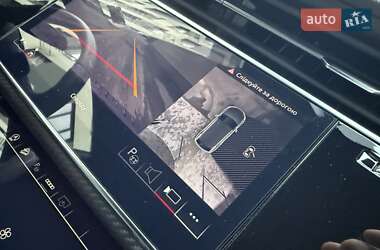 Внедорожник / Кроссовер Audi Q8 2023 в 