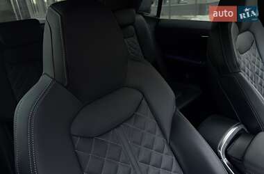 Внедорожник / Кроссовер Audi Q8 2023 в 