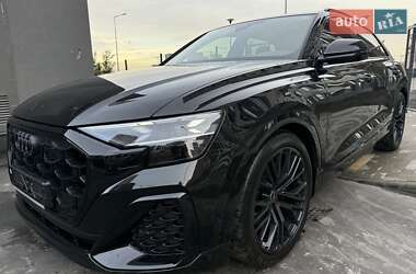 Внедорожник / Кроссовер Audi Q8 2023 в 