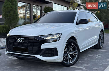 Внедорожник / Кроссовер Audi Q8 2019 в Ужгороде