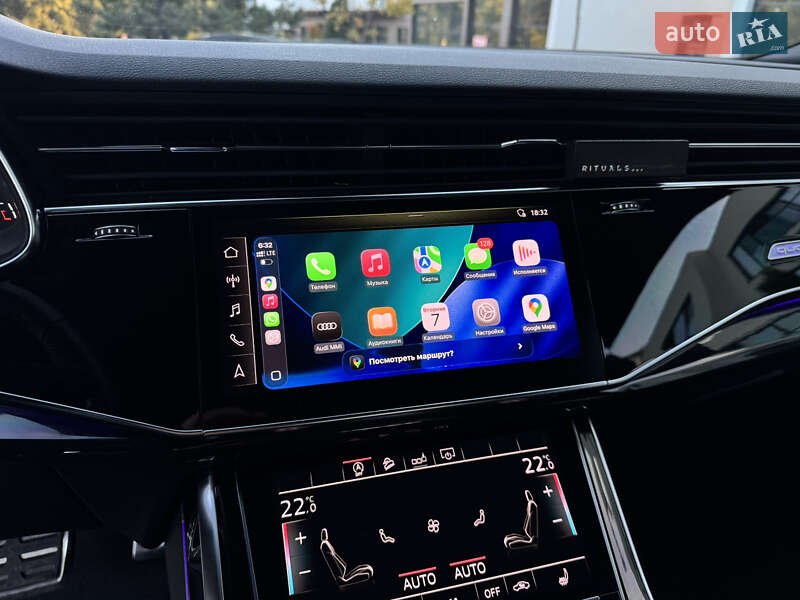 Внедорожник / Кроссовер Audi Q8 2019 в Ужгороде