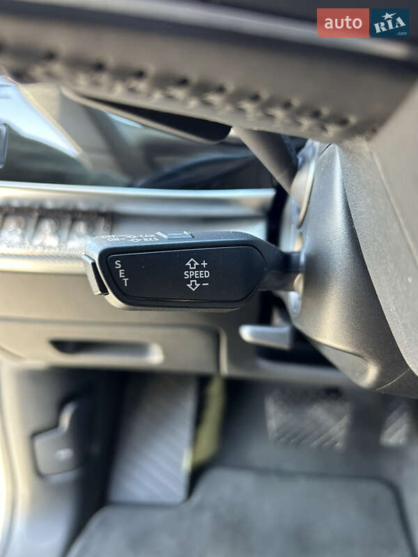 Внедорожник / Кроссовер Audi Q8 2019 в Полтаве