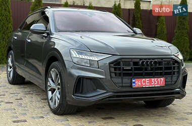 Внедорожник / Кроссовер Audi Q8 2020 в 