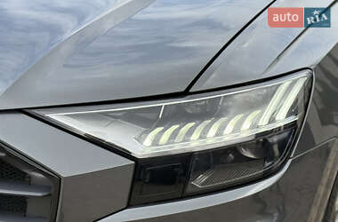 Внедорожник / Кроссовер Audi Q8 2020 в 