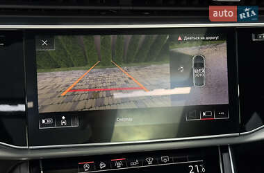Внедорожник / Кроссовер Audi Q8 2020 в 