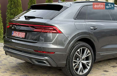 Внедорожник / Кроссовер Audi Q8 2020 в 
