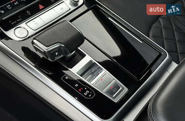 Внедорожник / Кроссовер Audi Q8 2020 в 