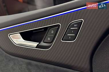 Внедорожник / Кроссовер Audi Q8 2025 в 