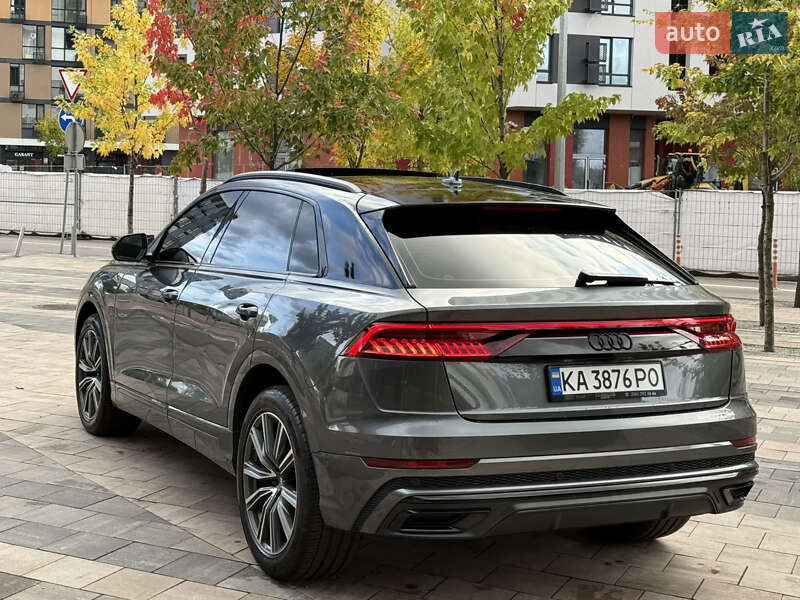 Внедорожник / Кроссовер Audi Q8 2019 в Киеве