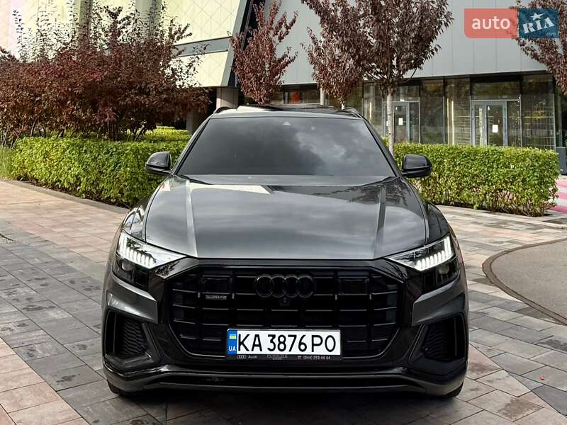 Внедорожник / Кроссовер Audi Q8 2019 в Киеве