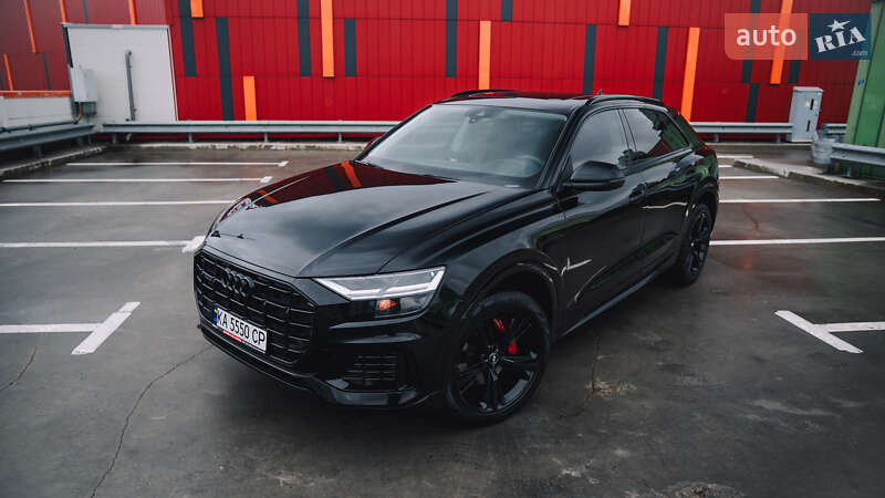 Внедорожник / Кроссовер Audi Q8 2018 в Киеве
