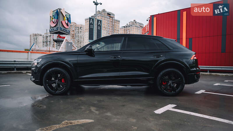 Внедорожник / Кроссовер Audi Q8 2018 в Киеве