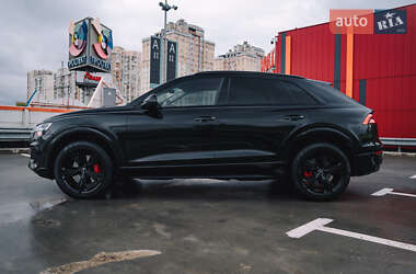 Внедорожник / Кроссовер Audi Q8 2018 в 