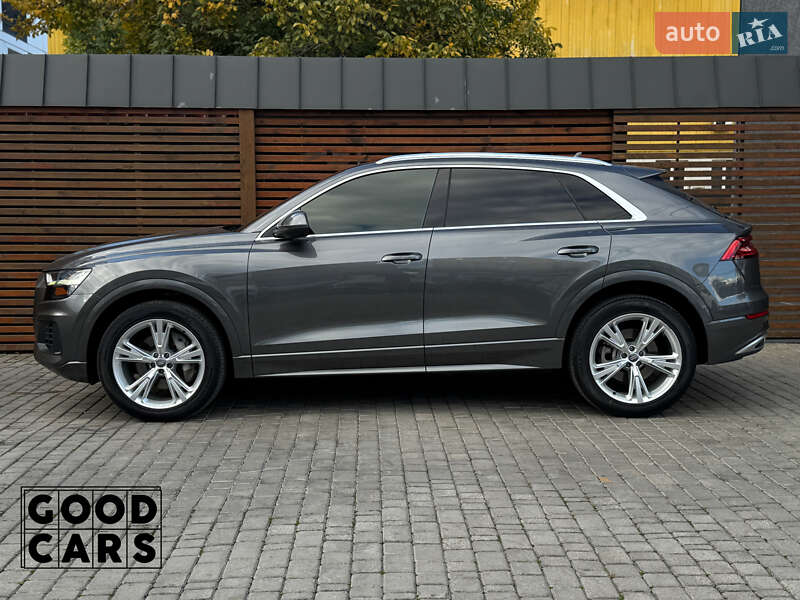 Внедорожник / Кроссовер Audi Q8 2019 в Одессе