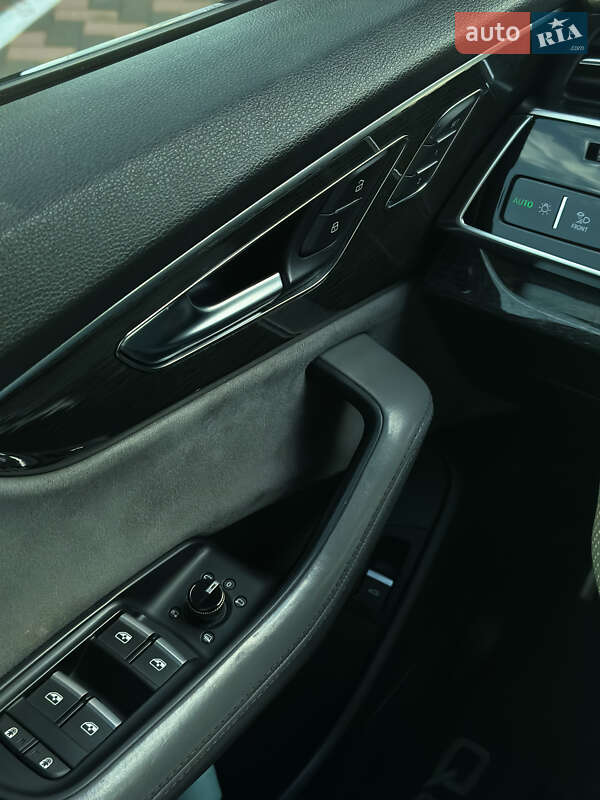 Внедорожник / Кроссовер Audi Q8 2018 в Николаеве