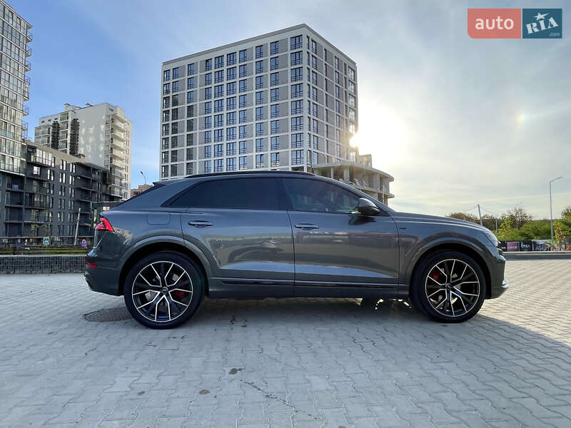 Внедорожник / Кроссовер Audi Q8 2018 в Львове