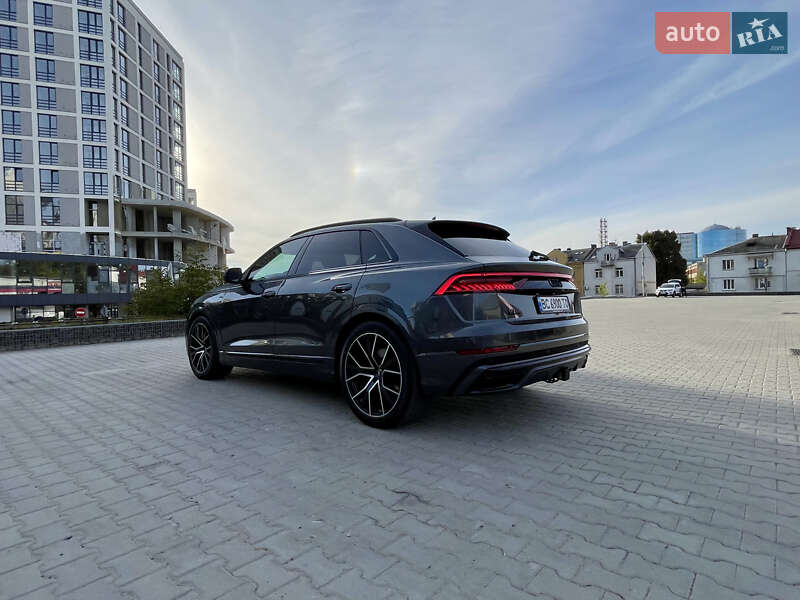 Внедорожник / Кроссовер Audi Q8 2018 в Львове