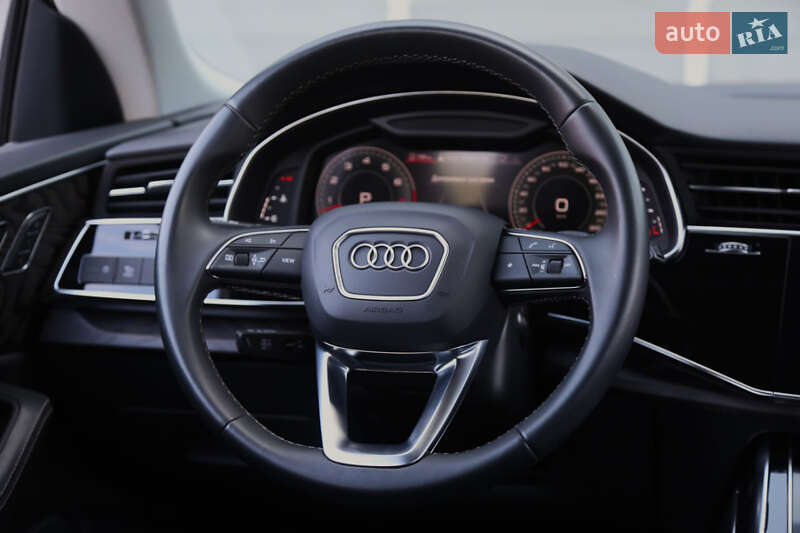 Позашляховик / Кросовер Audi Q8 2022 в Києві фото 6 Позашляховик / Кросовер Audi Q8 2022 в Києві