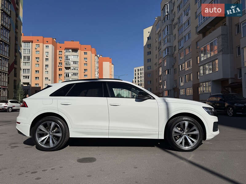 Позашляховик / Кросовер Audi Q8 2019 в Вінниці фото 10 Позашляховик / Кросовер Audi Q8 2019 в Вінниці