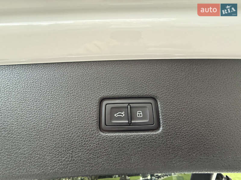 Позашляховик / Кросовер Audi Q8 2020 в Львові фото 30 Позашляховик / Кросовер Audi Q8 2020 в Львові