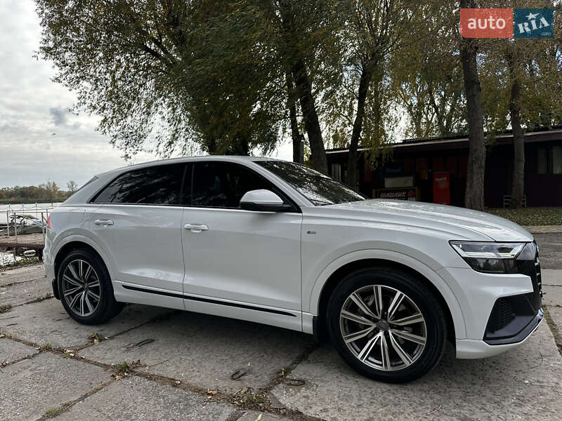 Внедорожник / Кроссовер Audi Q8 2019 в Киеве фото 4 Внедорожник / Кроссовер Audi Q8 2019 в Киеве