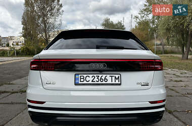 Позашляховик / Кросовер Audi Q8 2019 в 
