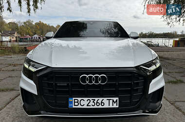 Позашляховик / Кросовер Audi Q8 2019 в 
