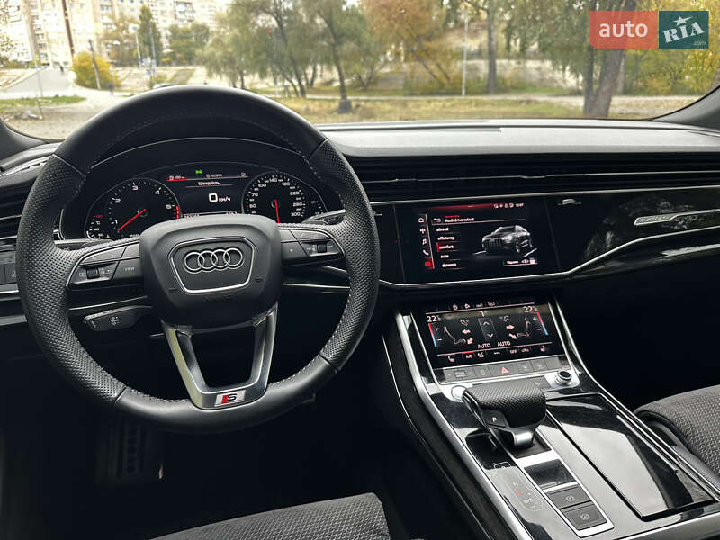 Внедорожник / Кроссовер Audi Q8 2019 в Киеве фото 45 Внедорожник / Кроссовер Audi Q8 2019 в Киеве